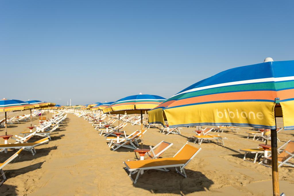 Appartamenti Bristol Bibione Esterno foto